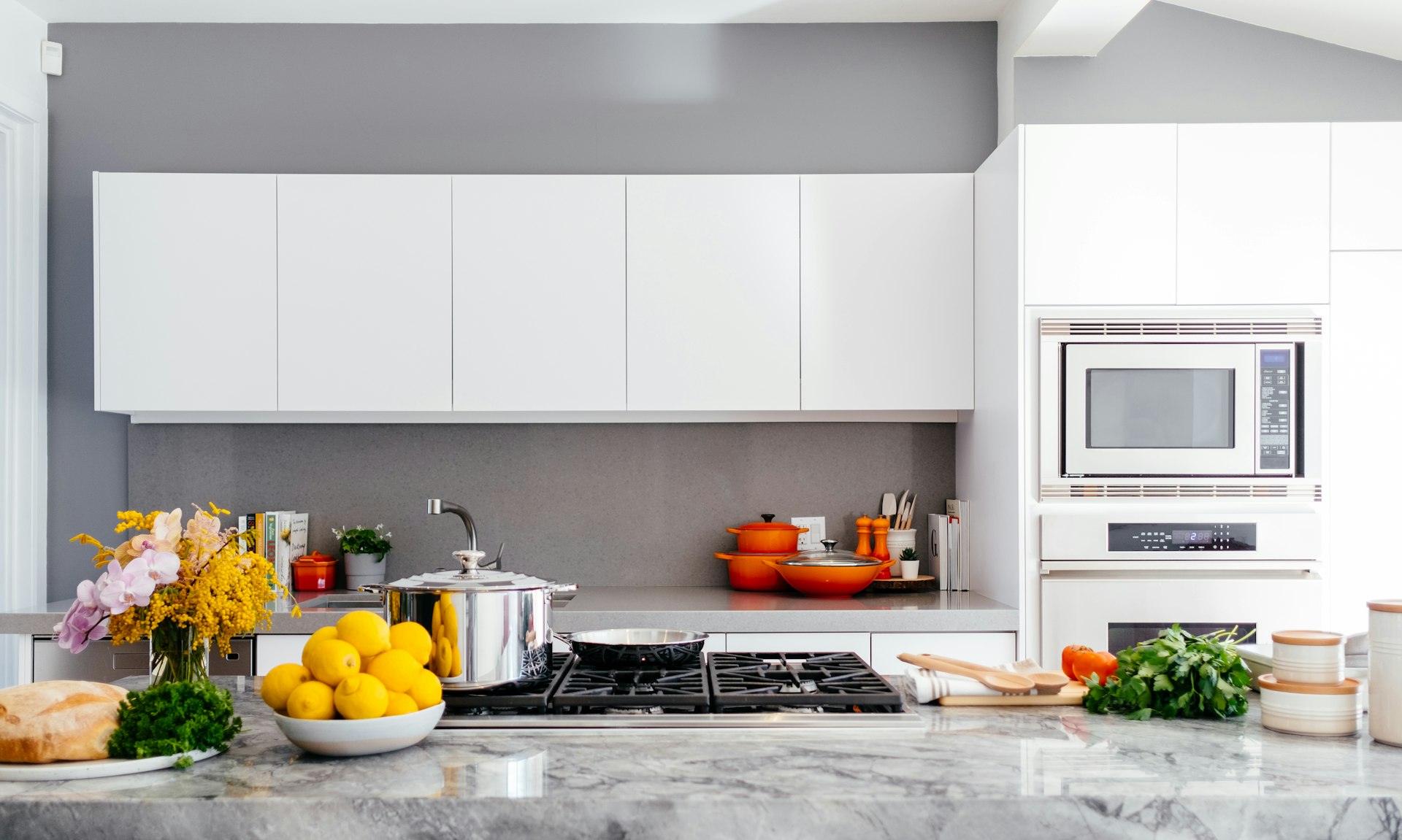 A sparkling, freshly cleaned kitchen